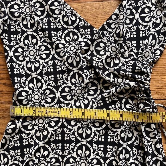 London Time Black/White Wrap Style Dress Size 6 - Picture 12 of 13